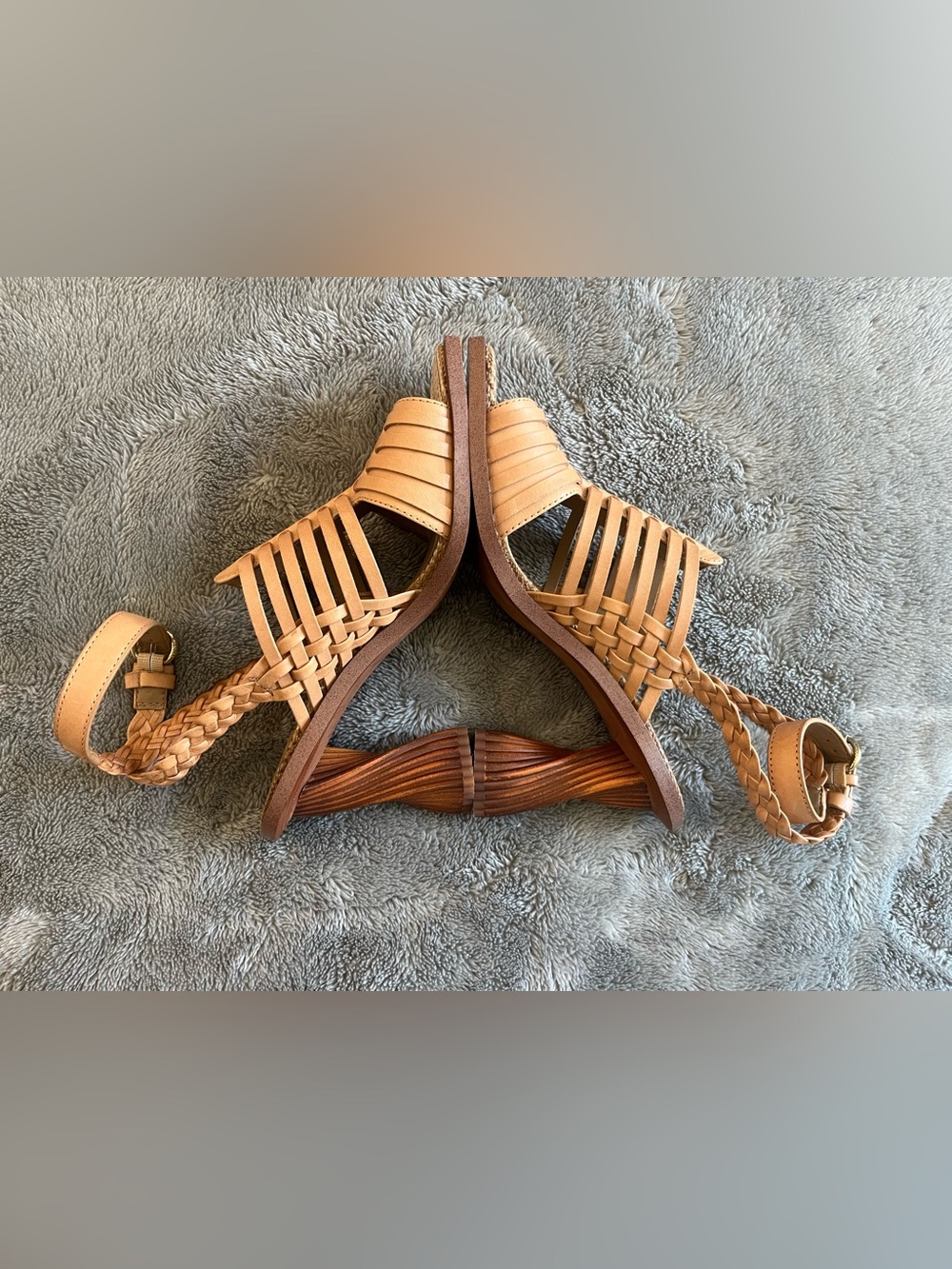 Sam Edelman Holland Twisted Heel Sandal - Picture 7 of 12